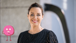 werkt ontspannen aan haar marketingstrategie die past bij haar bedrijf